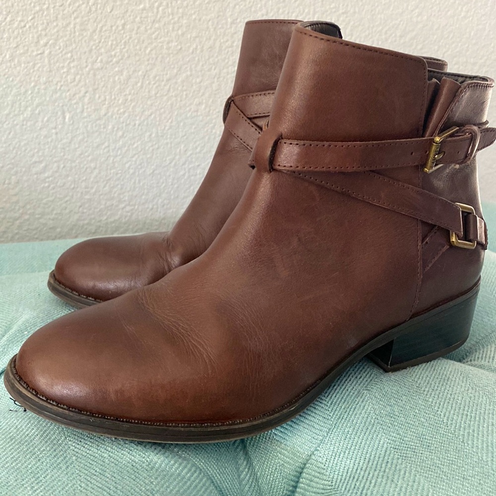 Ankle brown bootie